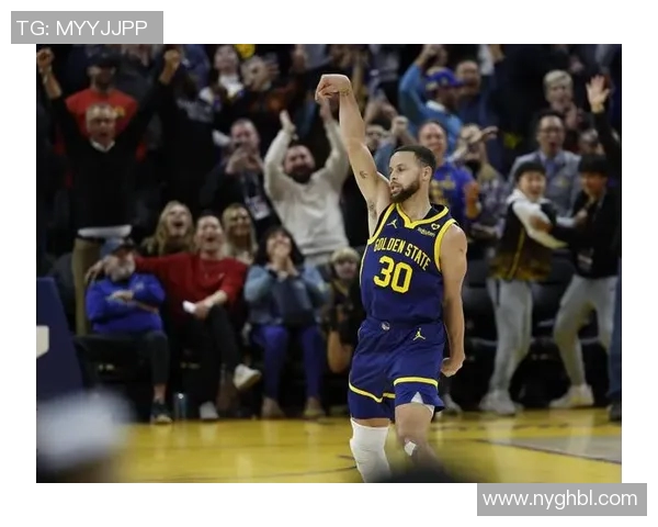 库里坚定表示离退役还有很长时间未来几年仍将继续征战NBA